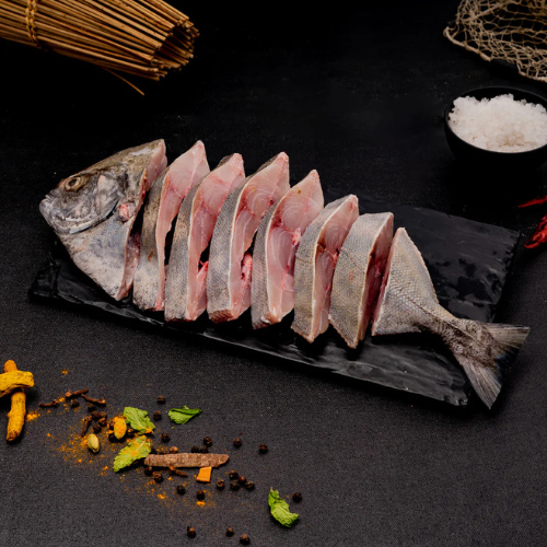 Black Pomfret - Slices